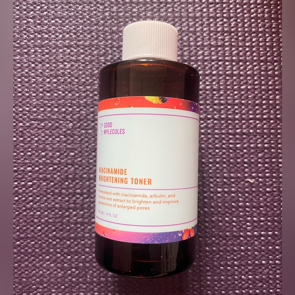 Good Molecules Niacinamide Brightening Toner: Lightly used
